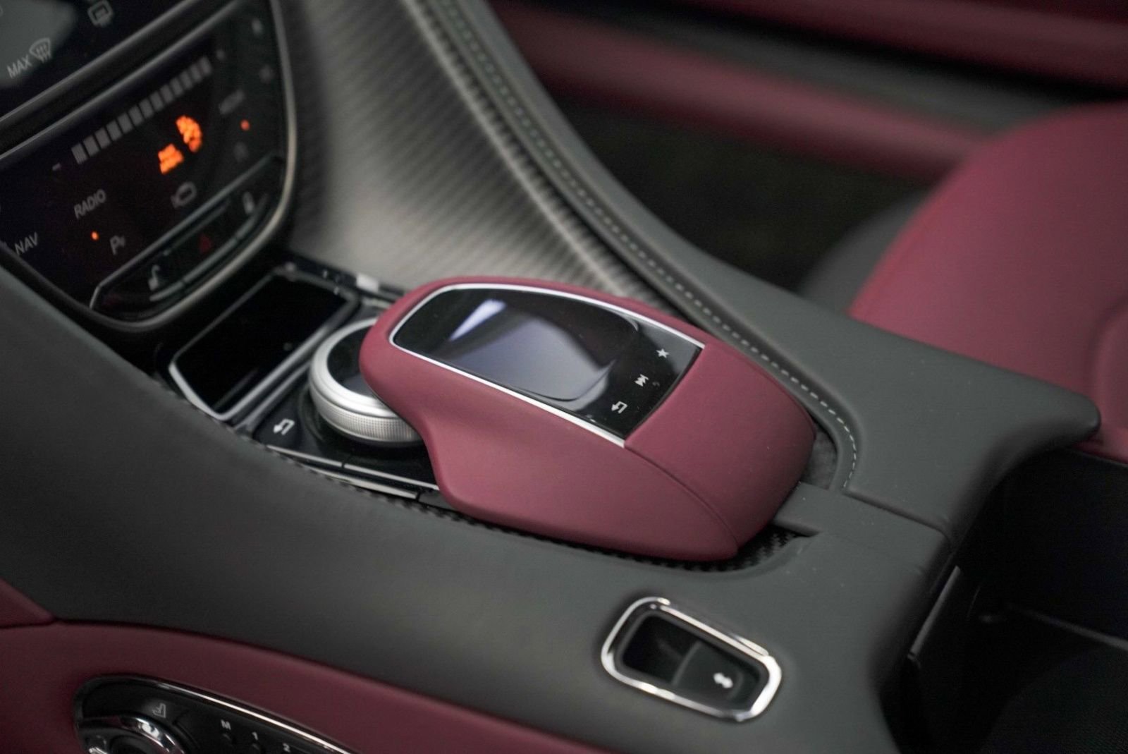 Used 2023 Aston Martin DBS Coupe RWD image 24