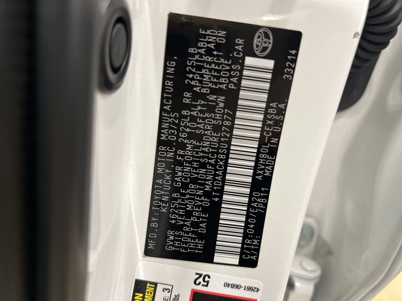 Used 2025 Toyota Camry SE image 28