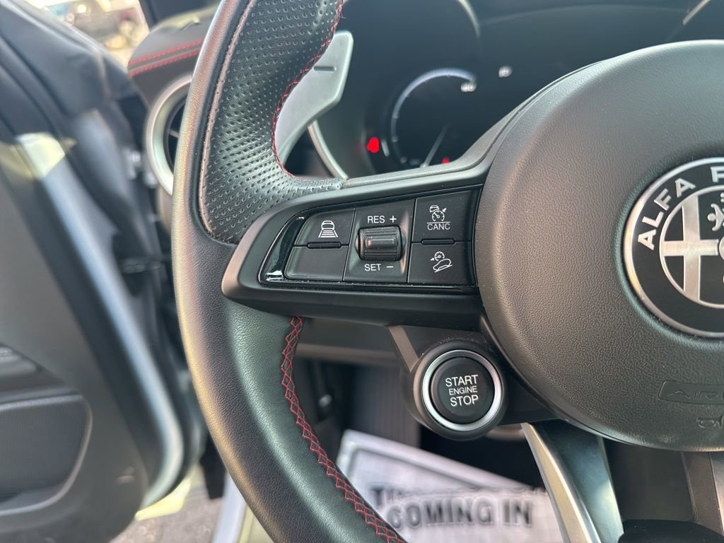 Used 2024 Alfa Romeo Stelvio AWD image 37