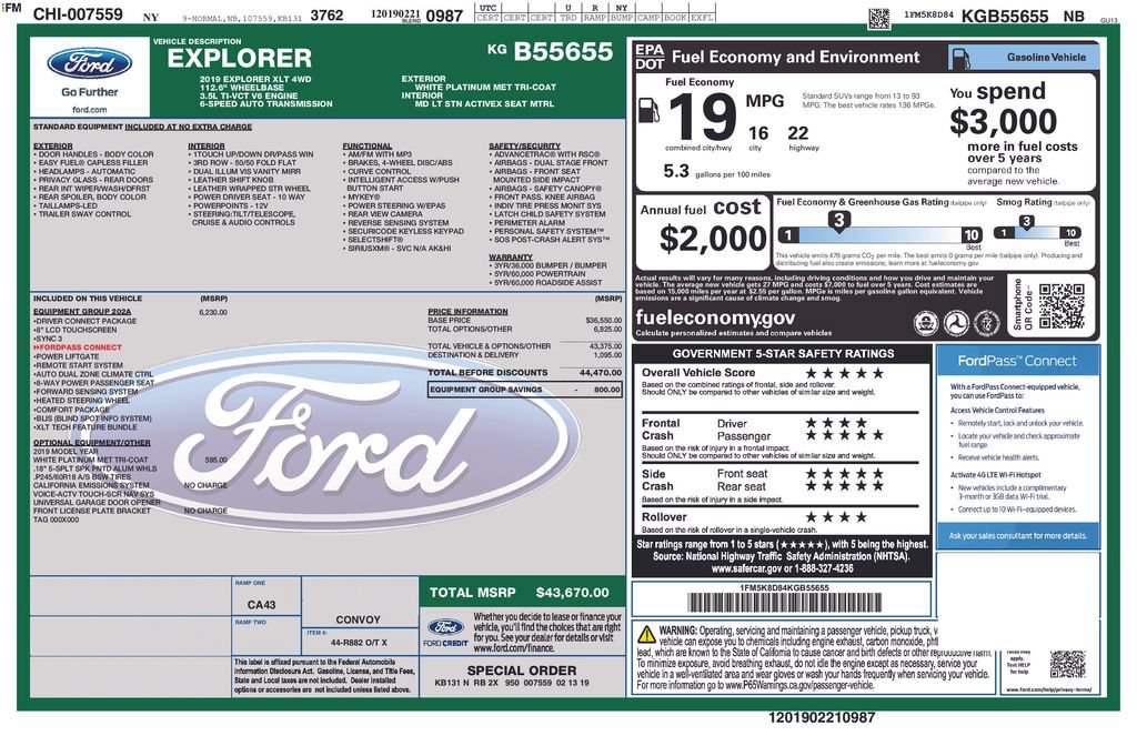 Used 2019 Ford Explorer XLT w/ Equipment Group 202A AWD/4WD image 39
