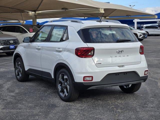 New 2026 Hyundai Venue SEL FWD image 3