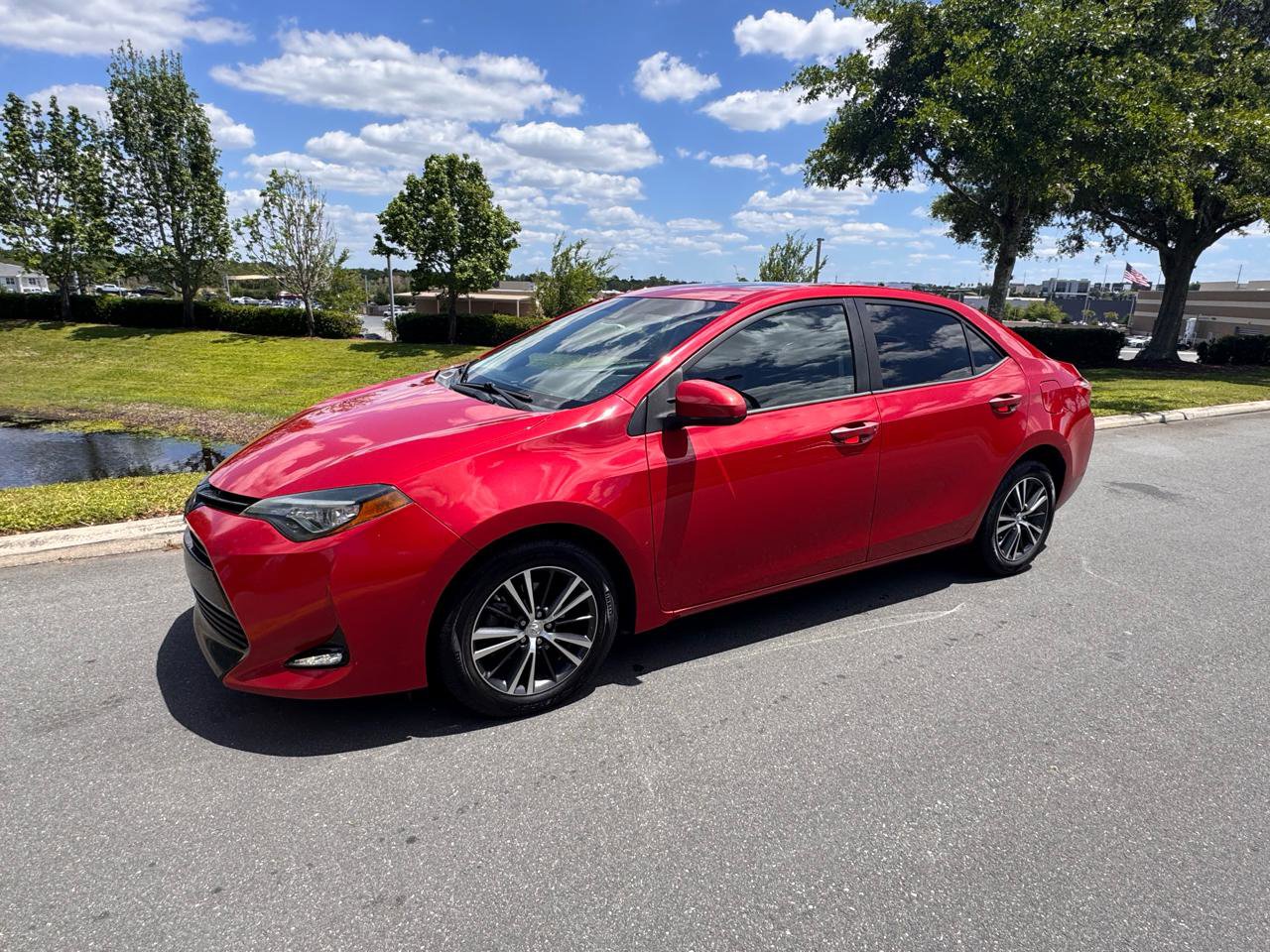 Used 2017 Toyota Corolla LE FWD image 8