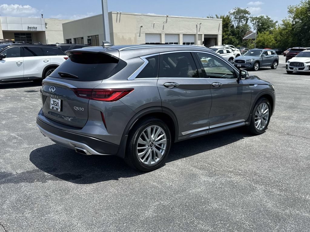 Used 2024 INFINITI QX50 Luxe w/ Accent Package AWD/4WD image 26
