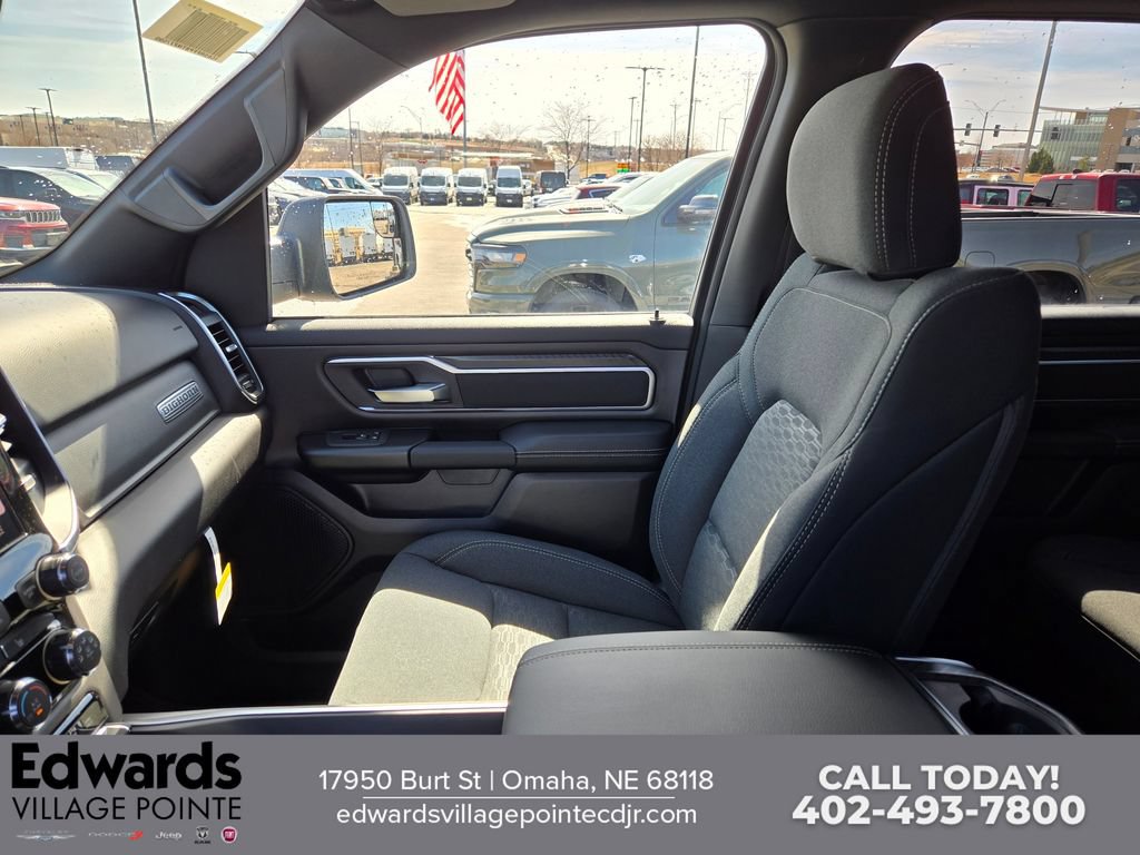 New 2026 RAM 1500 Big Horn AWD/4WD image 22