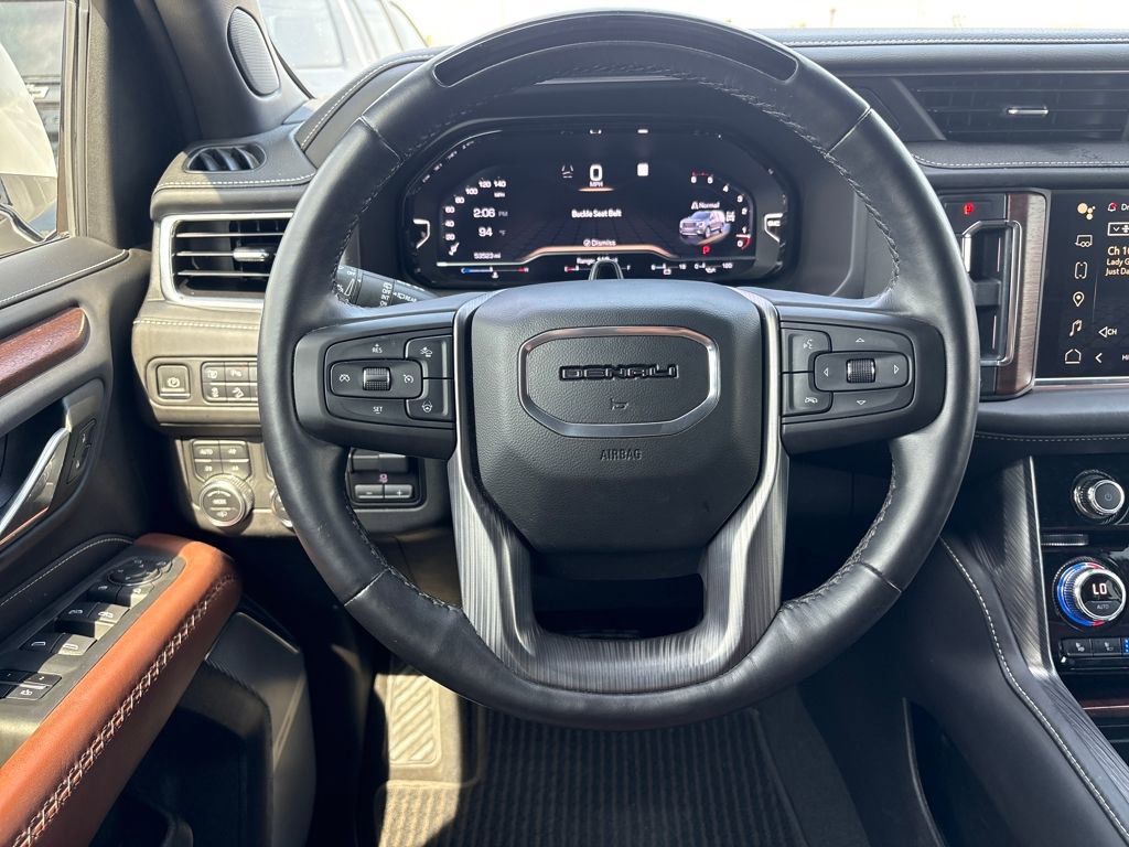 Used 2023 GMC Yukon Denali Ultimate image 35