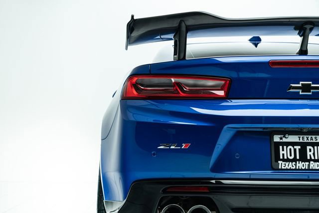 Used 2017 Chevrolet Camaro ZL1 RWD image 17