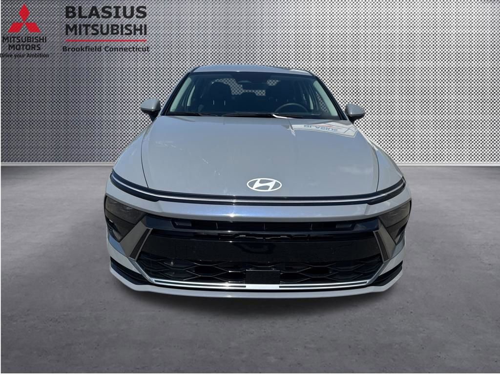 Used 2025 Hyundai Sonata SEL FWD image 19