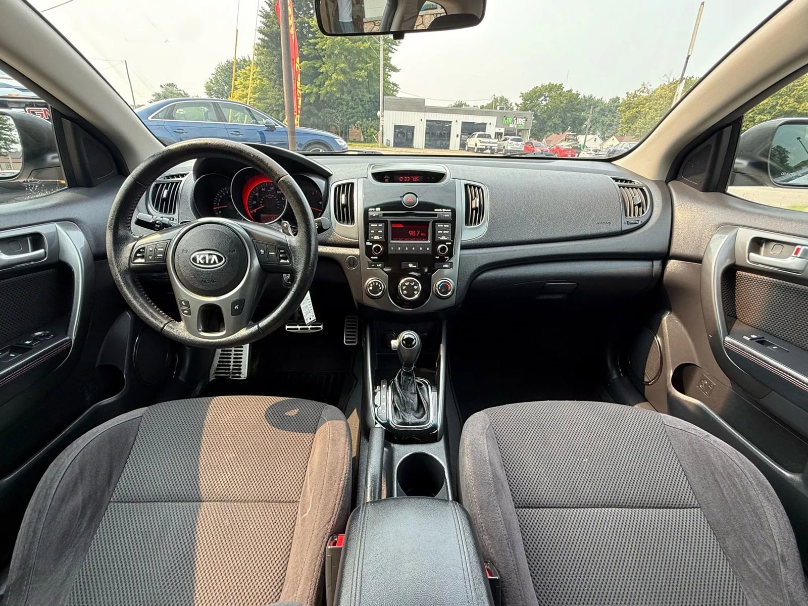 Used 2012 Kia Forte Koup SX image 18