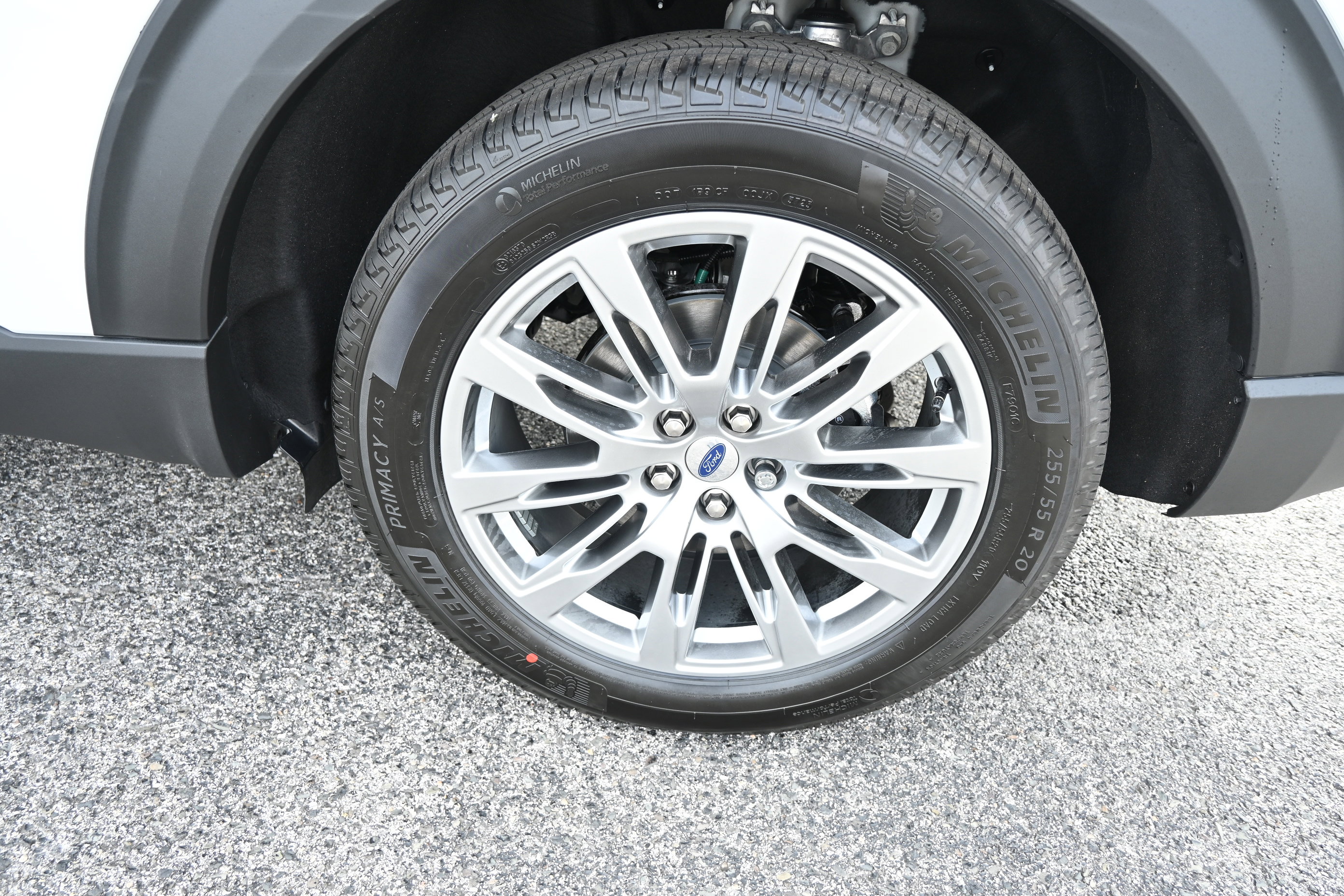 New 2026 Ford Explorer Platinum image 13