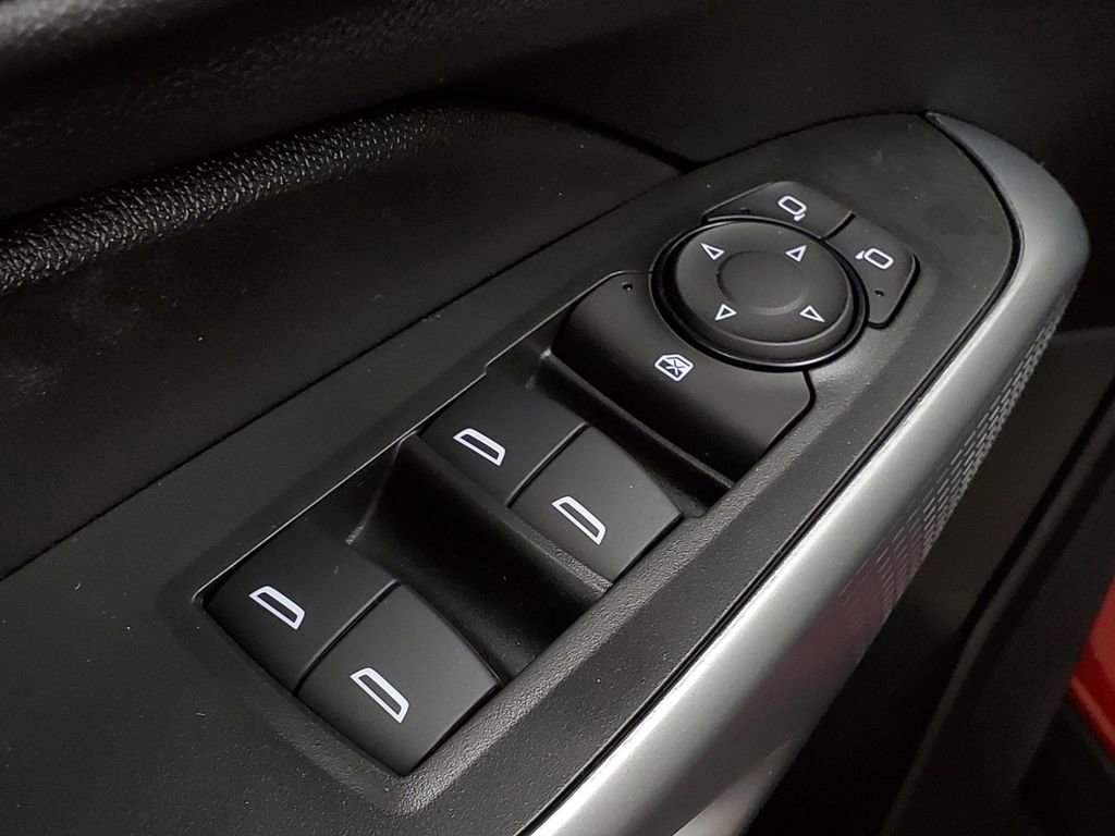 New 2026 Chevrolet Trax RS w/ Sunroof Package image 29