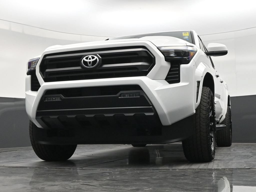 Used 2026 Toyota Tacoma SR5 RWD image 27