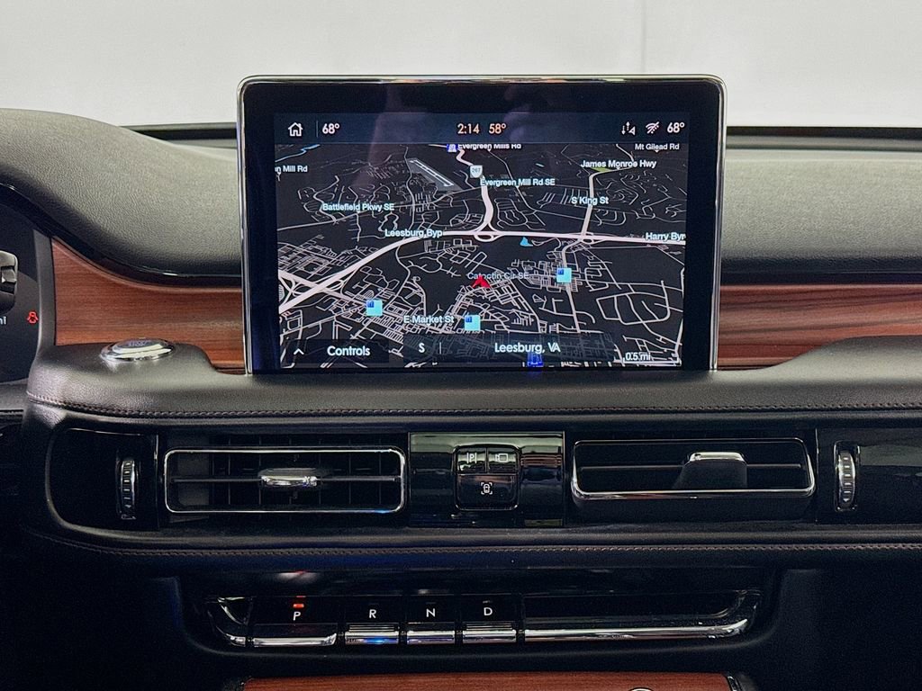 Used 2022 Lincoln Aviator Reserve AWD/4WD image 13