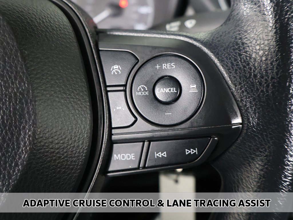 Used 2024 Toyota Corolla LE image 3