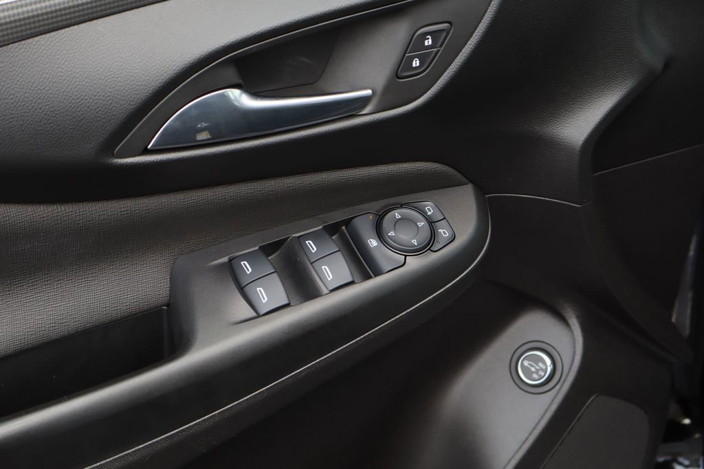 Certified 2025 Buick Envista Avenir image 18