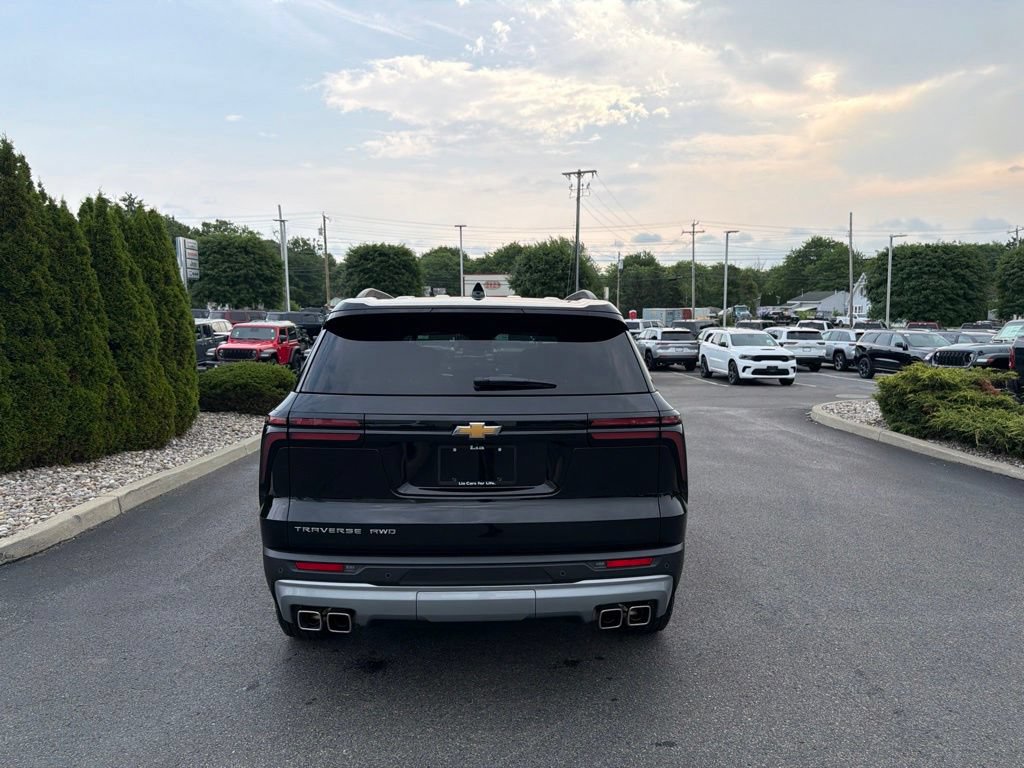 Used 2026 Chevrolet Traverse LT AWD/4WD image 5