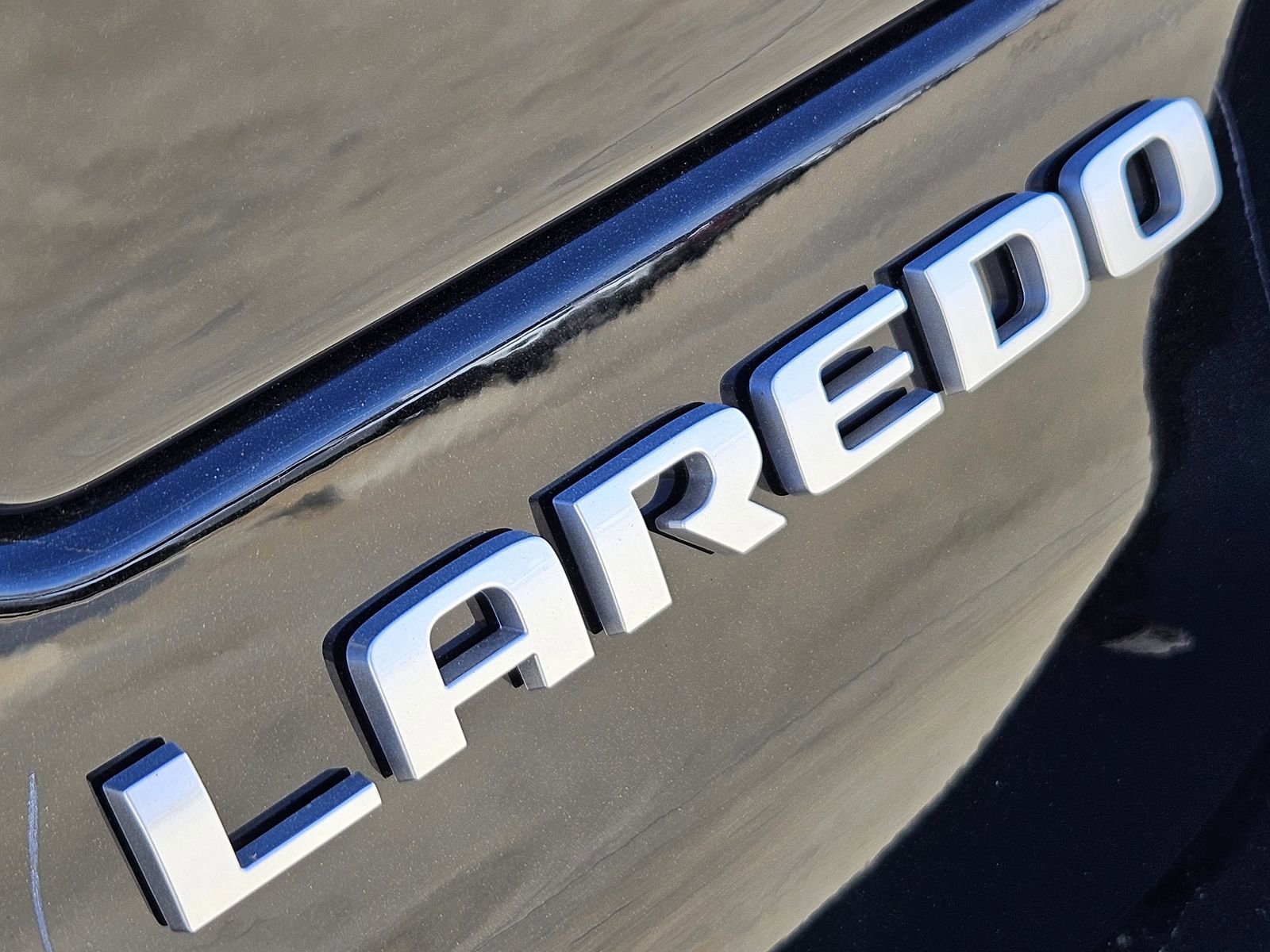 New 2026 Jeep Grand Cherokee Laredo RWD image 13