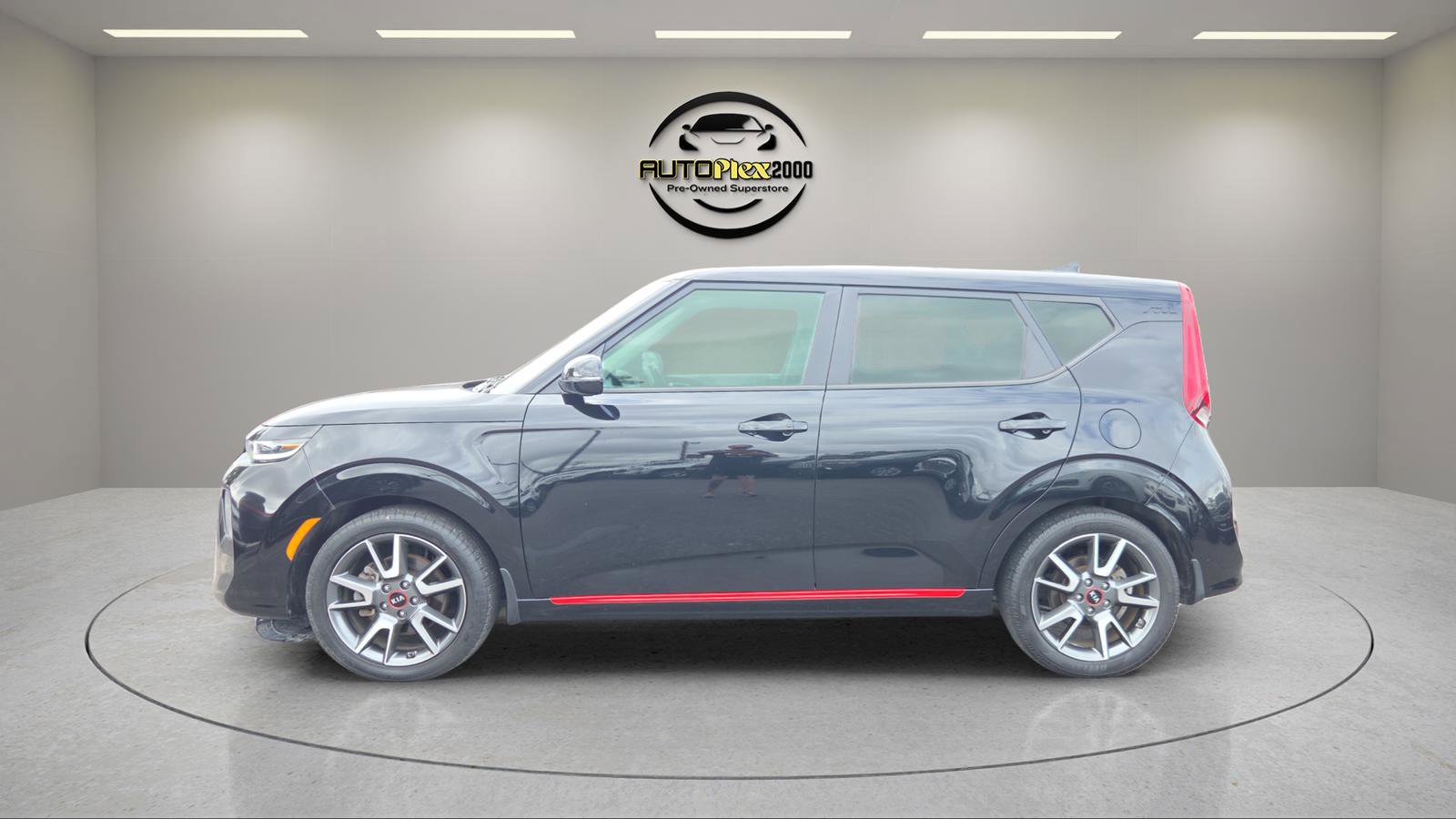 Used 2020 Kia Soul GT-Line Turbo FWD image 4