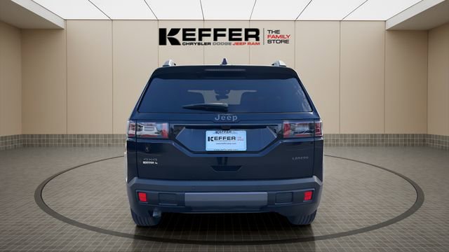 New 2026 Jeep Cherokee Laredo image 4