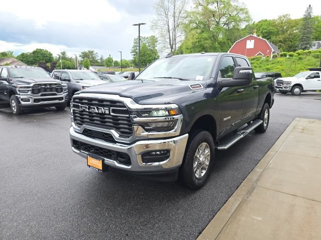 Certified 2025 RAM 2500 Big Horn AWD/4WD image 3