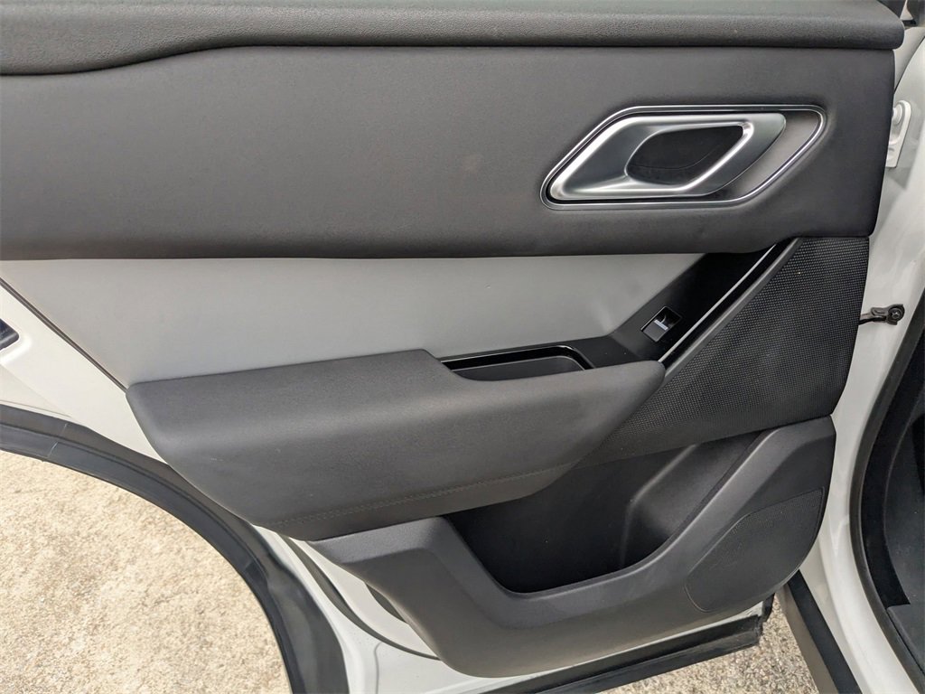 Used 2024 Land Rover Range Rover Velar S image 25
