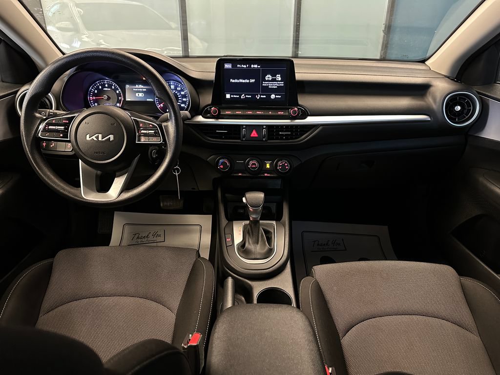 Used 2024 Kia Forte LXS w/ LXS Technology Package FWD image 9