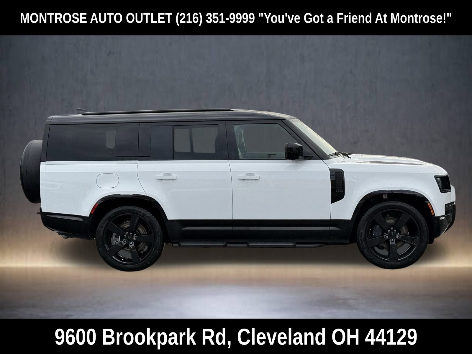 New 2026 Land Rover Defender 130 X-Dynamic SE image 6