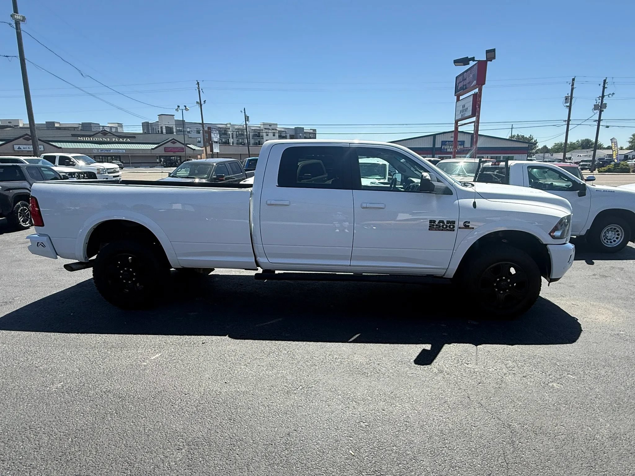 Used 2017 RAM 2500 Big Horn w/ Sport Appearance Group AWD/4WD image 6
