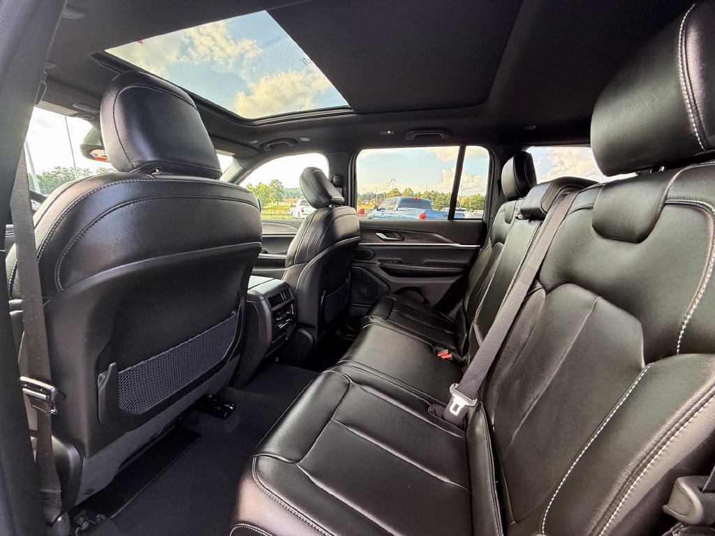 New 2026 Jeep Grand Cherokee Limited AWD/4WD image 22