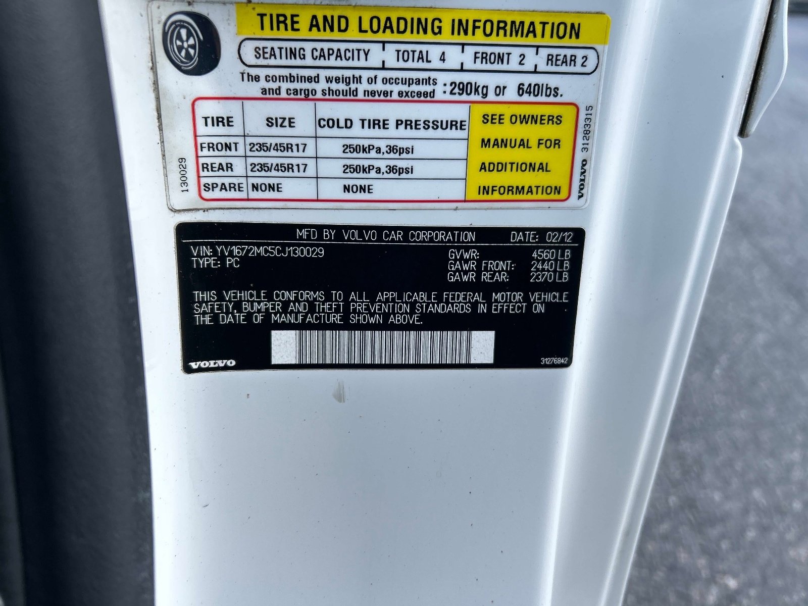 Used 2012 Volvo C70 T5 image 32