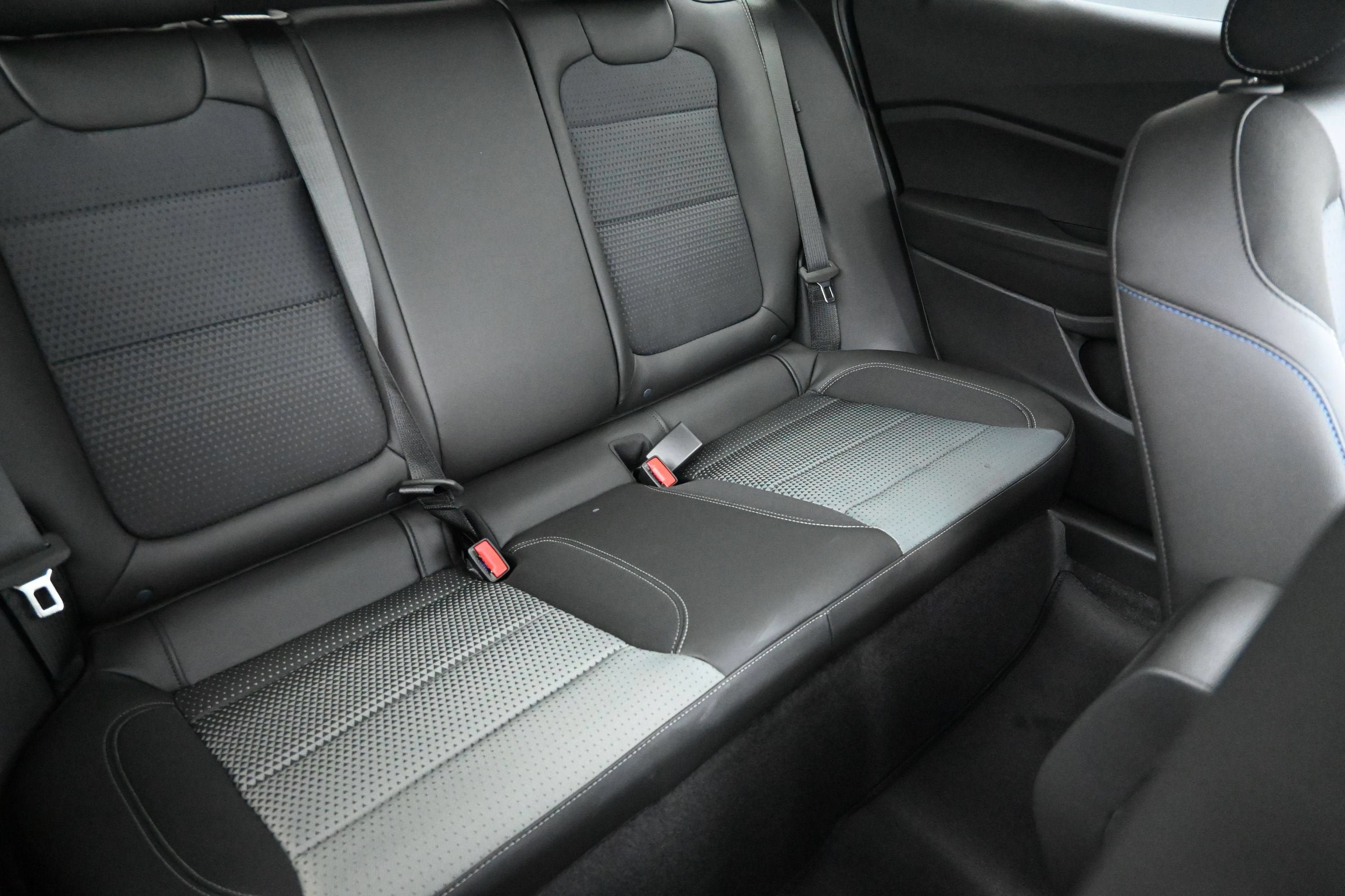 New 2026 Chevrolet Trax LT w/ Sunroof Package FWD image 30