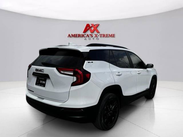 Used 2022 GMC Terrain SLE w/ Driver Convenience Package FWD image 6