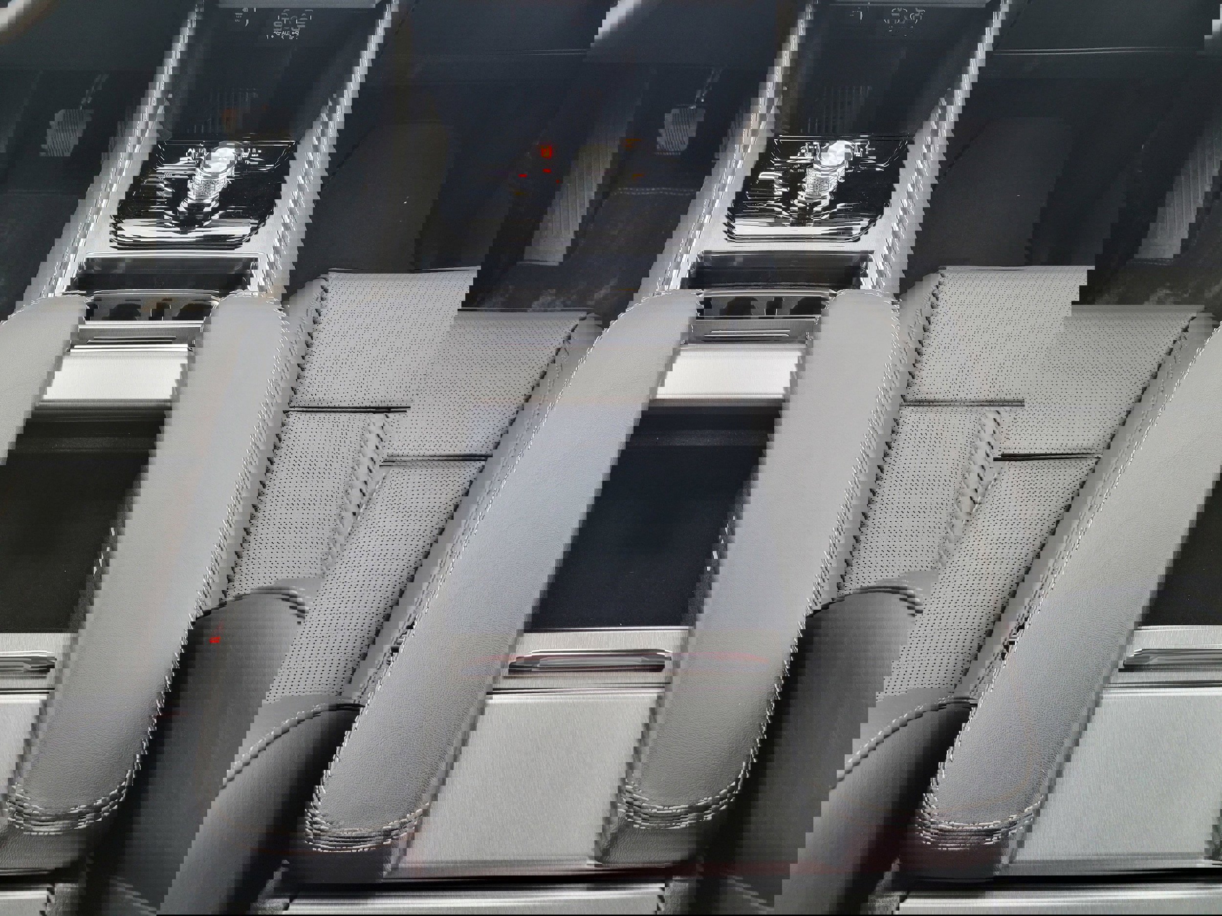 New 2026 Jeep Grand Wagoneer L Limited w/ 8-Passenger Seating Package image 21