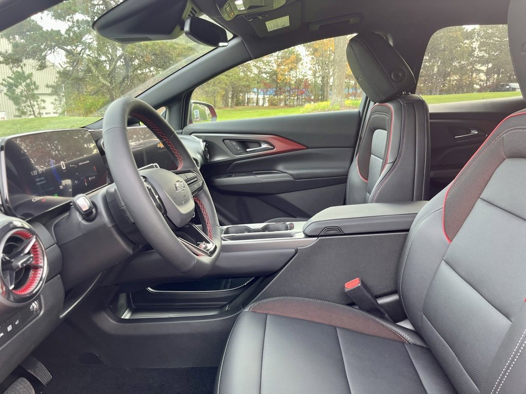 New 2026 Chevrolet Equinox EV RS image 10