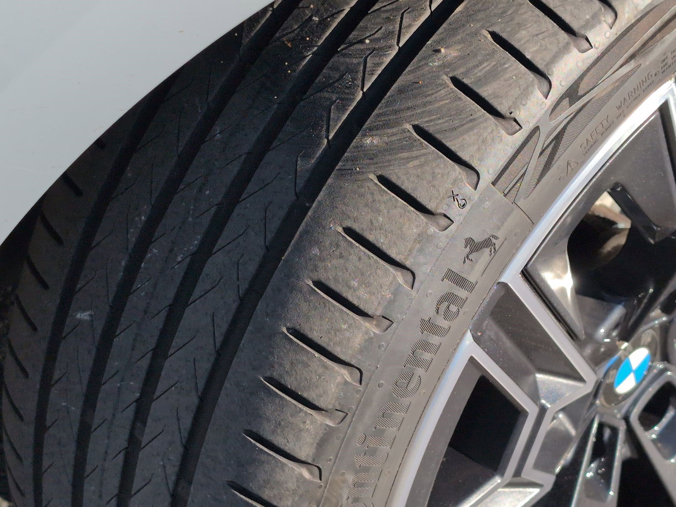 Used 2024 BMW 530i w/ M Sport Package image 12