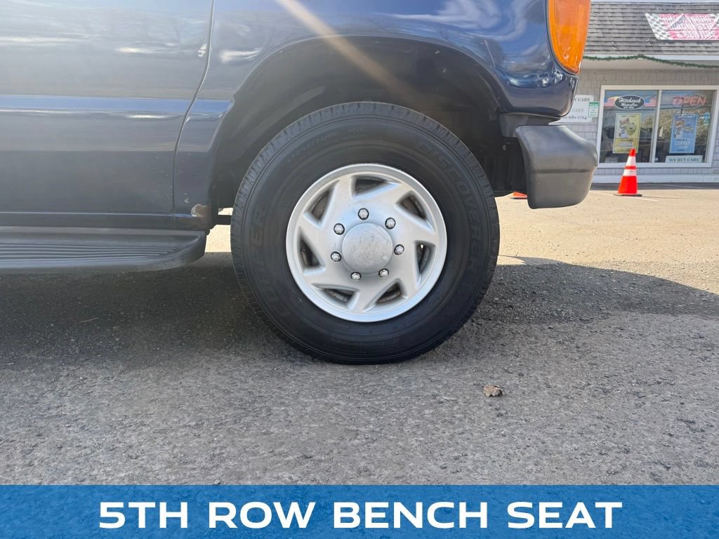 Used 2007 Ford E-350 and Econoline 350 Extended Wagon Super Duty RWD image 12