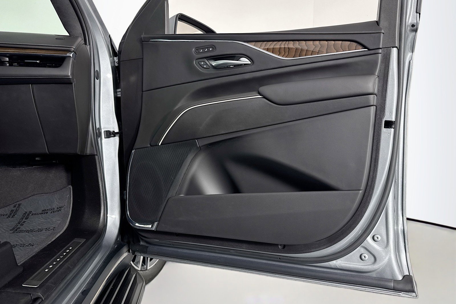 Used 2023 Cadillac Escalade Sport Platinum image 24