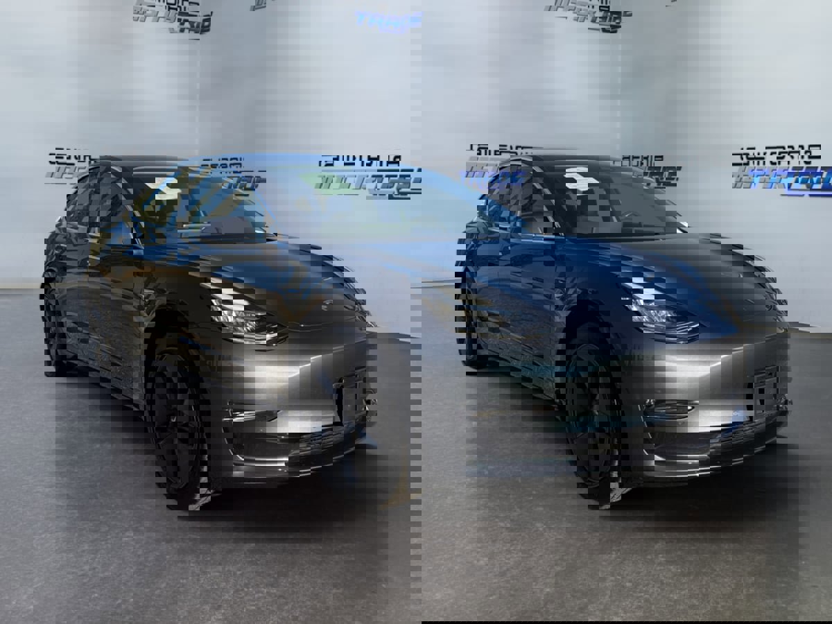 Used 2017 Tesla Model 3 Long Range image 3