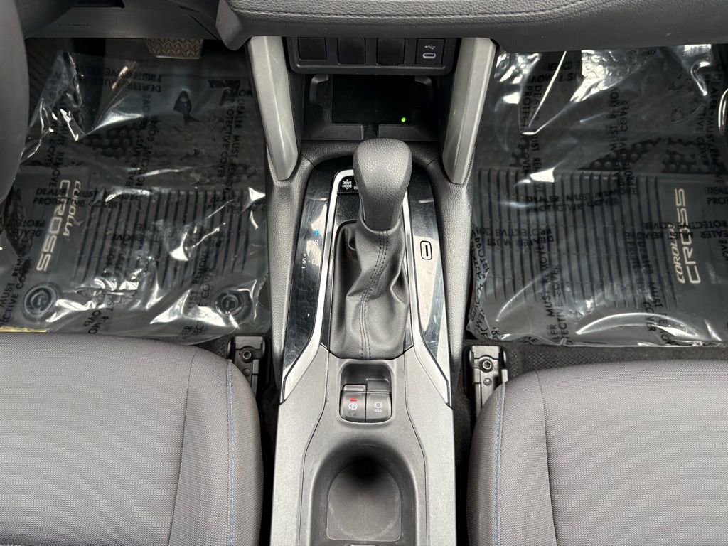 Used 2024 Toyota Corolla Cross SE image 18