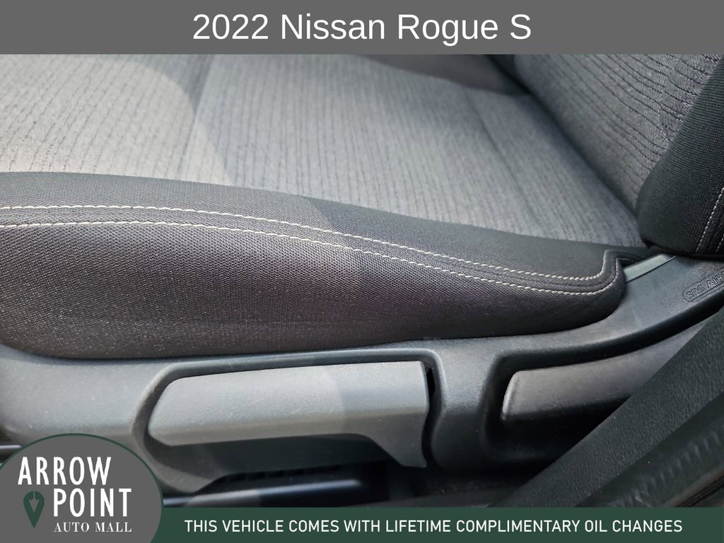 Used 2022 Nissan Rogue S FWD image 23