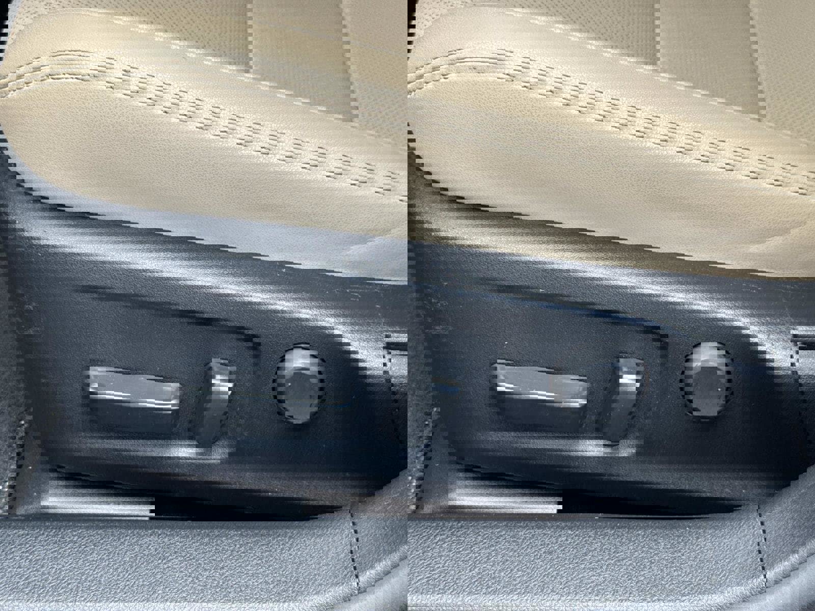 Used 2020 Lexus IS 300 image 13