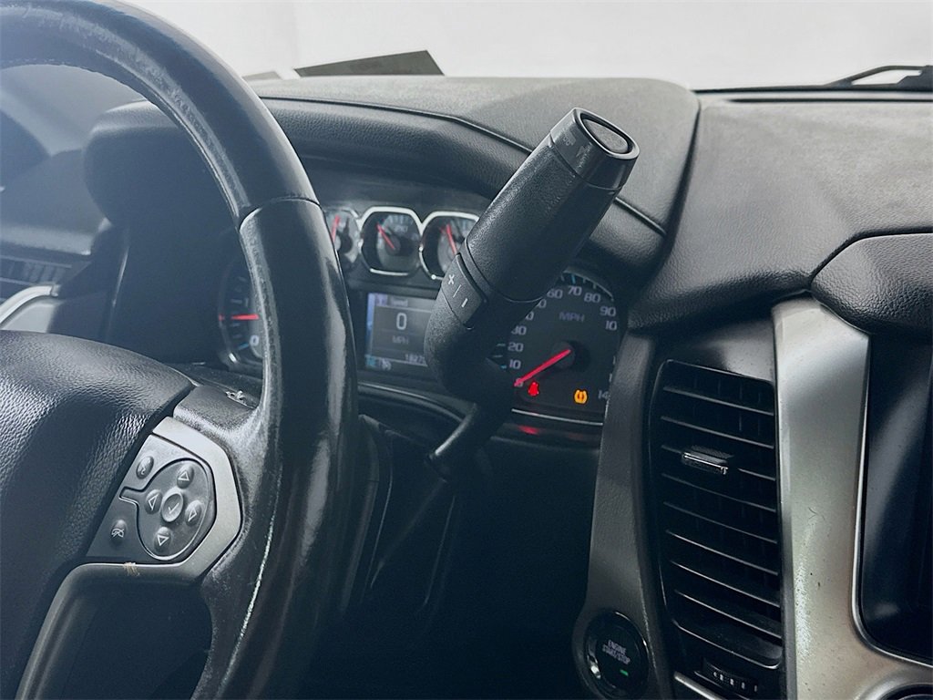 Used 2019 Chevrolet Tahoe LT w/ LT Signature Package image 16