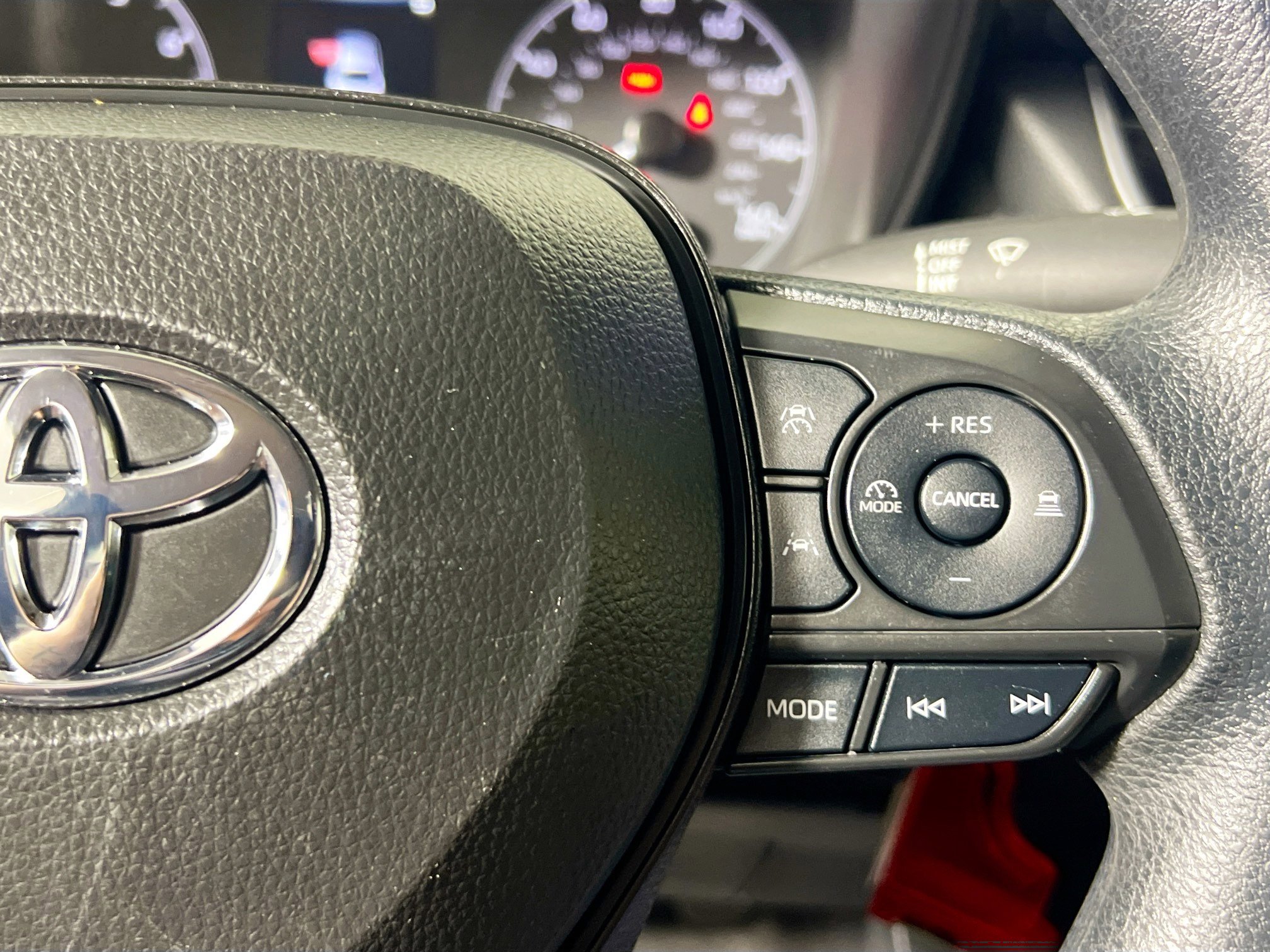 Used 2024 Toyota Corolla LE image 19