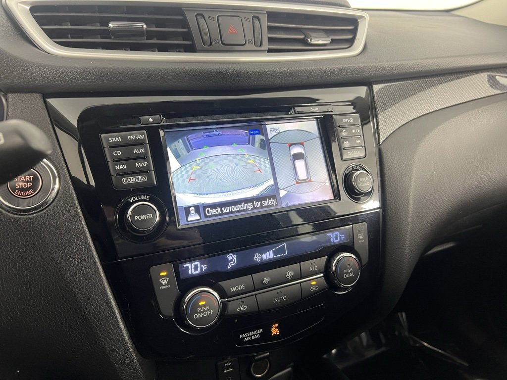 Used 2016 Nissan Rogue SL w/ SL Premium Package image 19