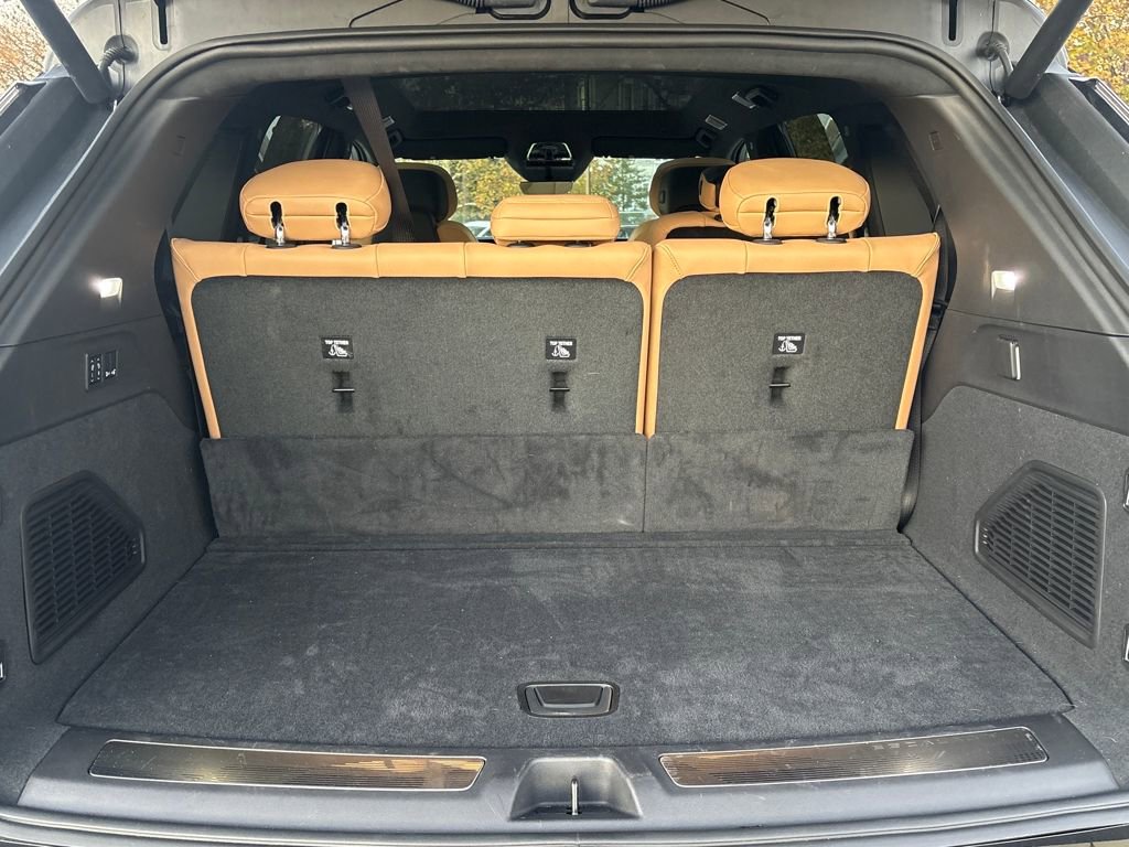 New 2025 Cadillac Escalade IQ Luxury 2 image 14