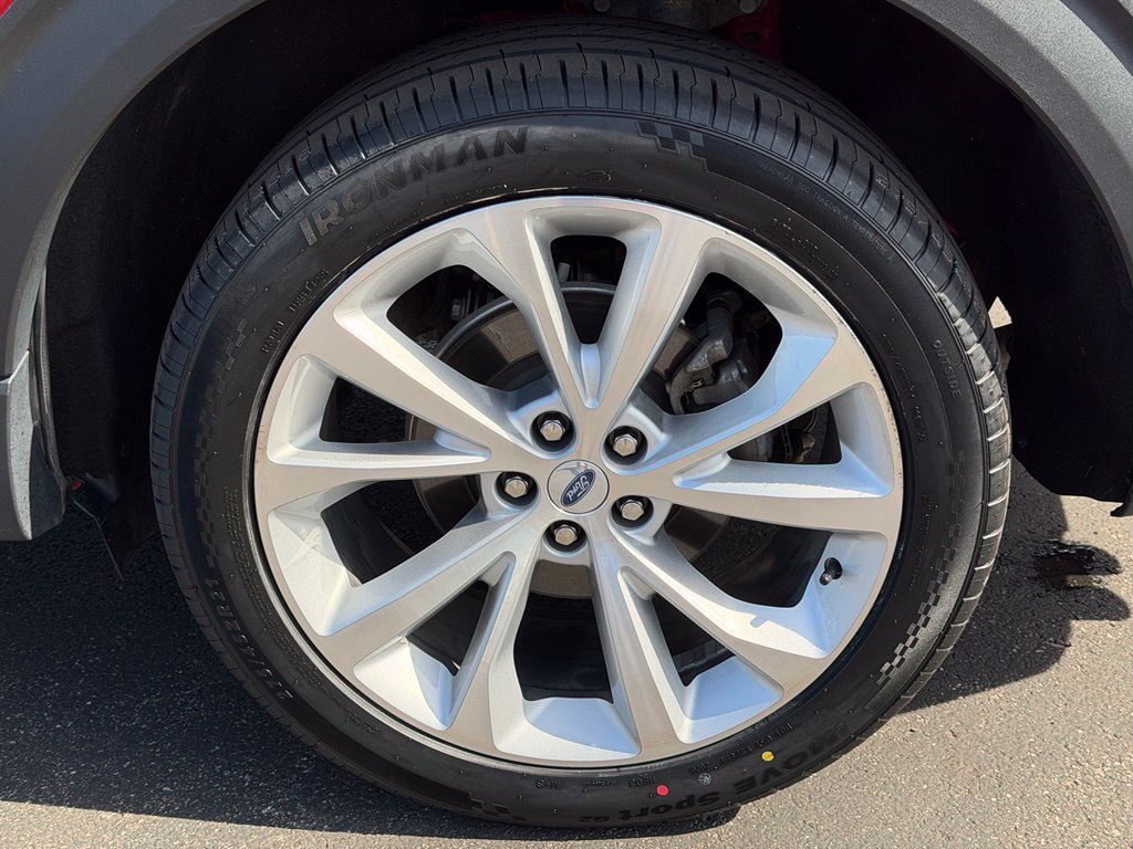 Certified 2023 Ford Explorer Platinum w/ Technology Package AWD/4WD image 57