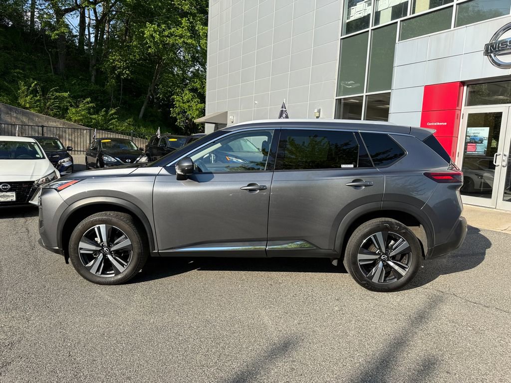 Used 2023 Nissan Rogue SL AWD/4WD image 3