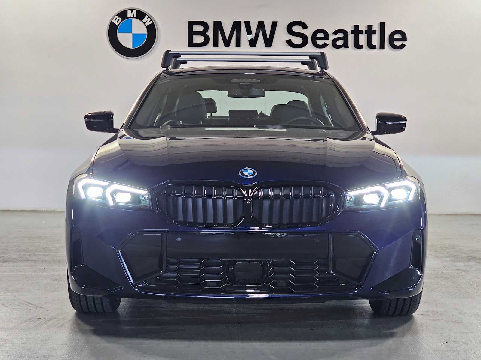 Used 2024 BMW 330e xDrive w/ Premium Package AWD/4WD image 6