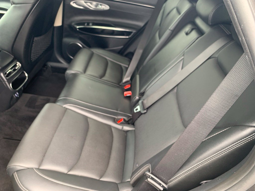 Used 2025 Genesis GV70 2.5T AWD/4WD image 20
