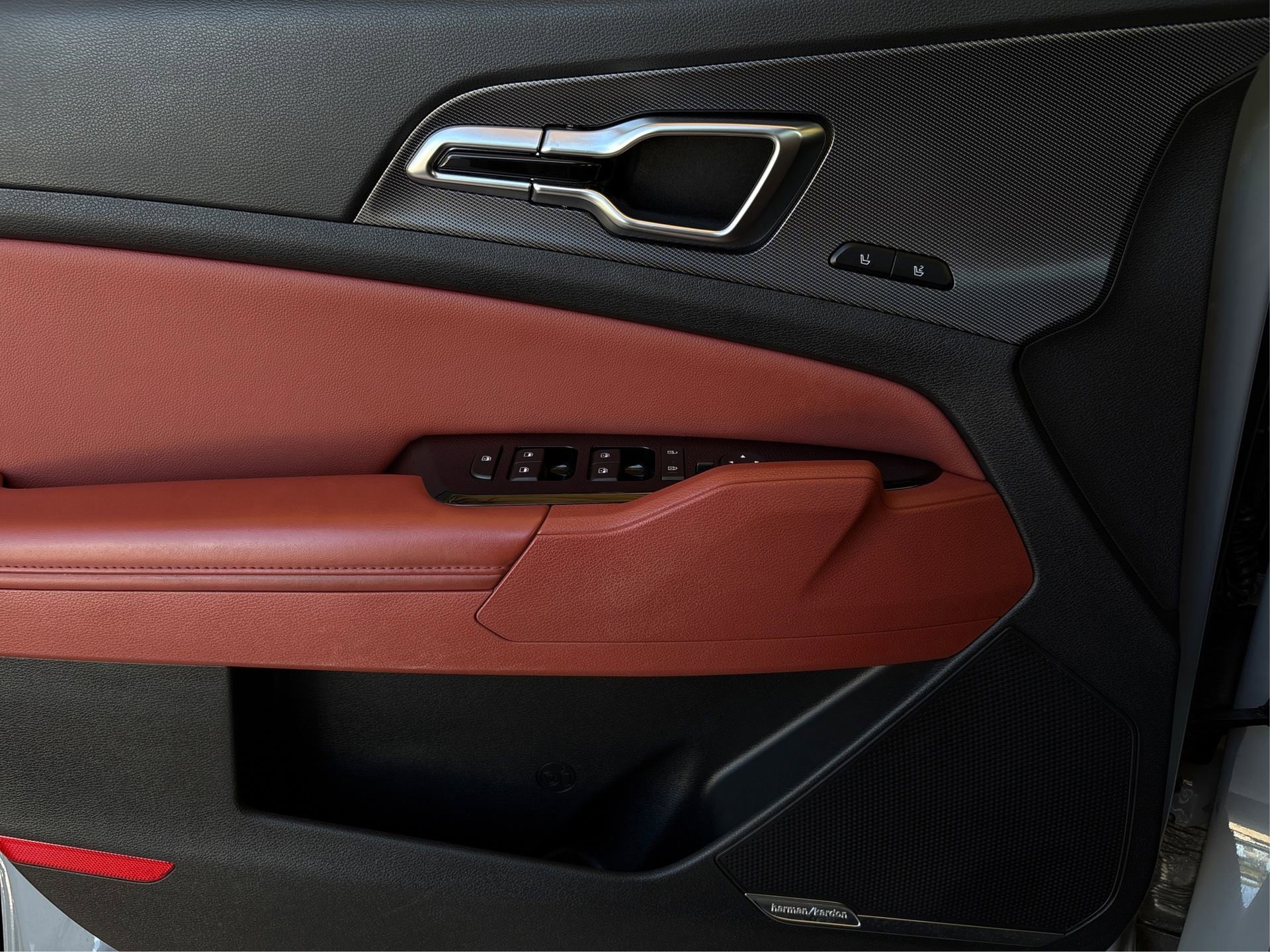 Used 2024 Kia Sportage SX FWD image 21