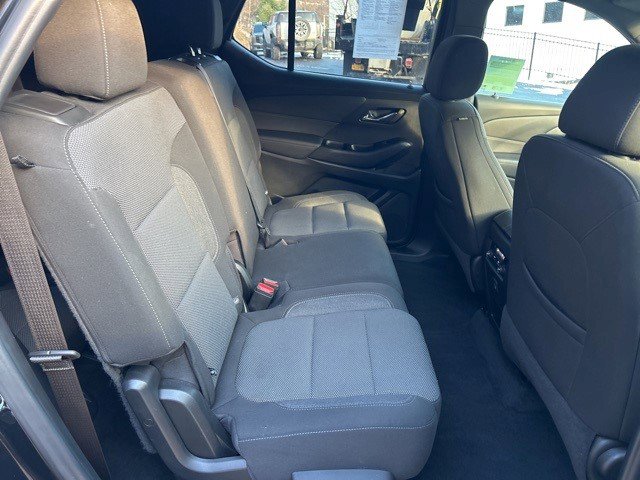 Certified 2023 Chevrolet Traverse LT image 9